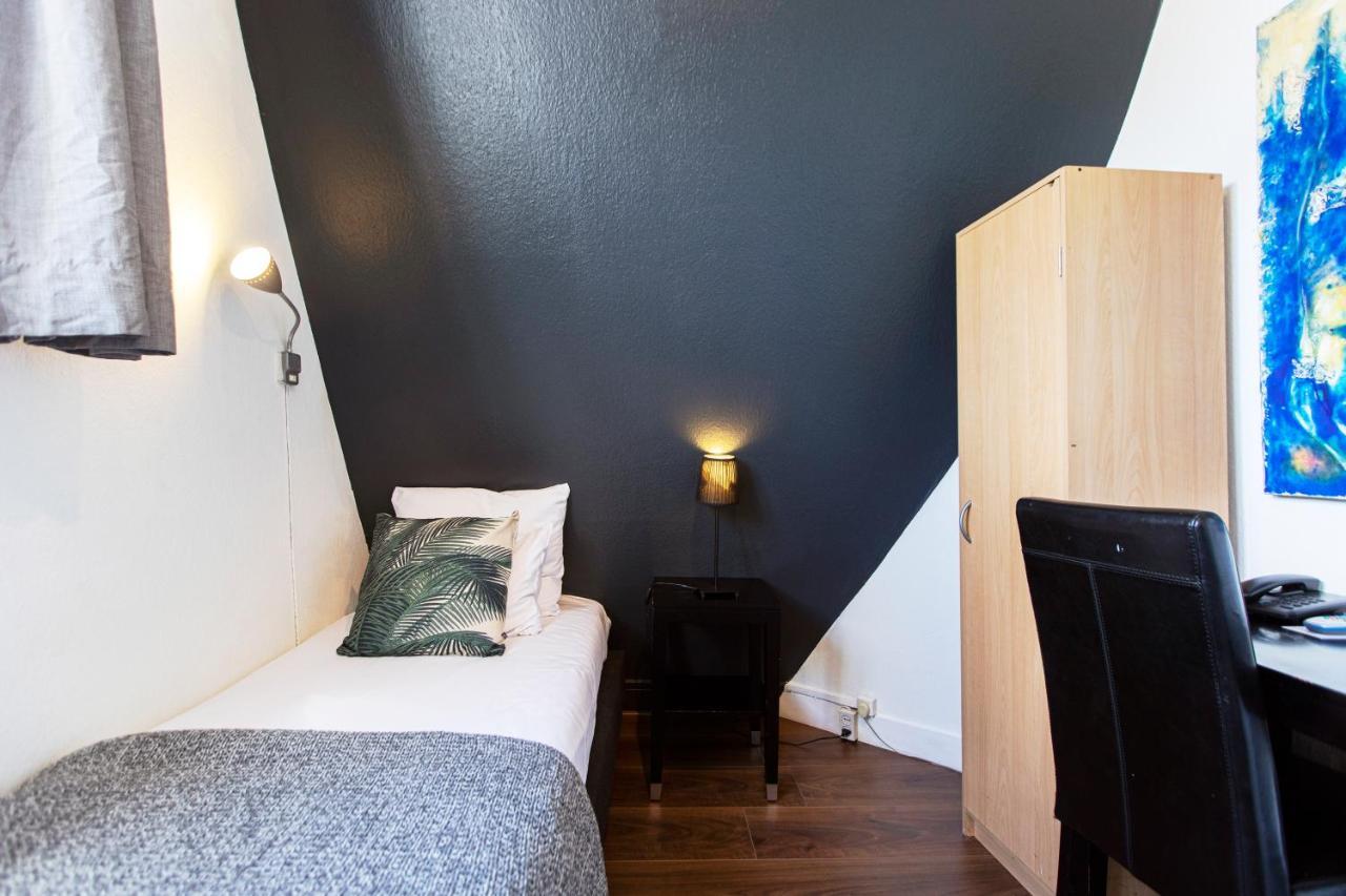 Budget Single Room this room has