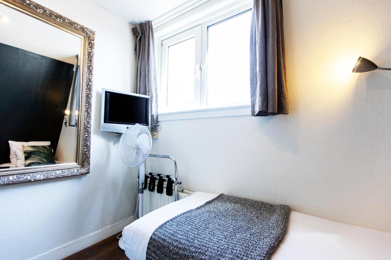 Budget Single Room this room has