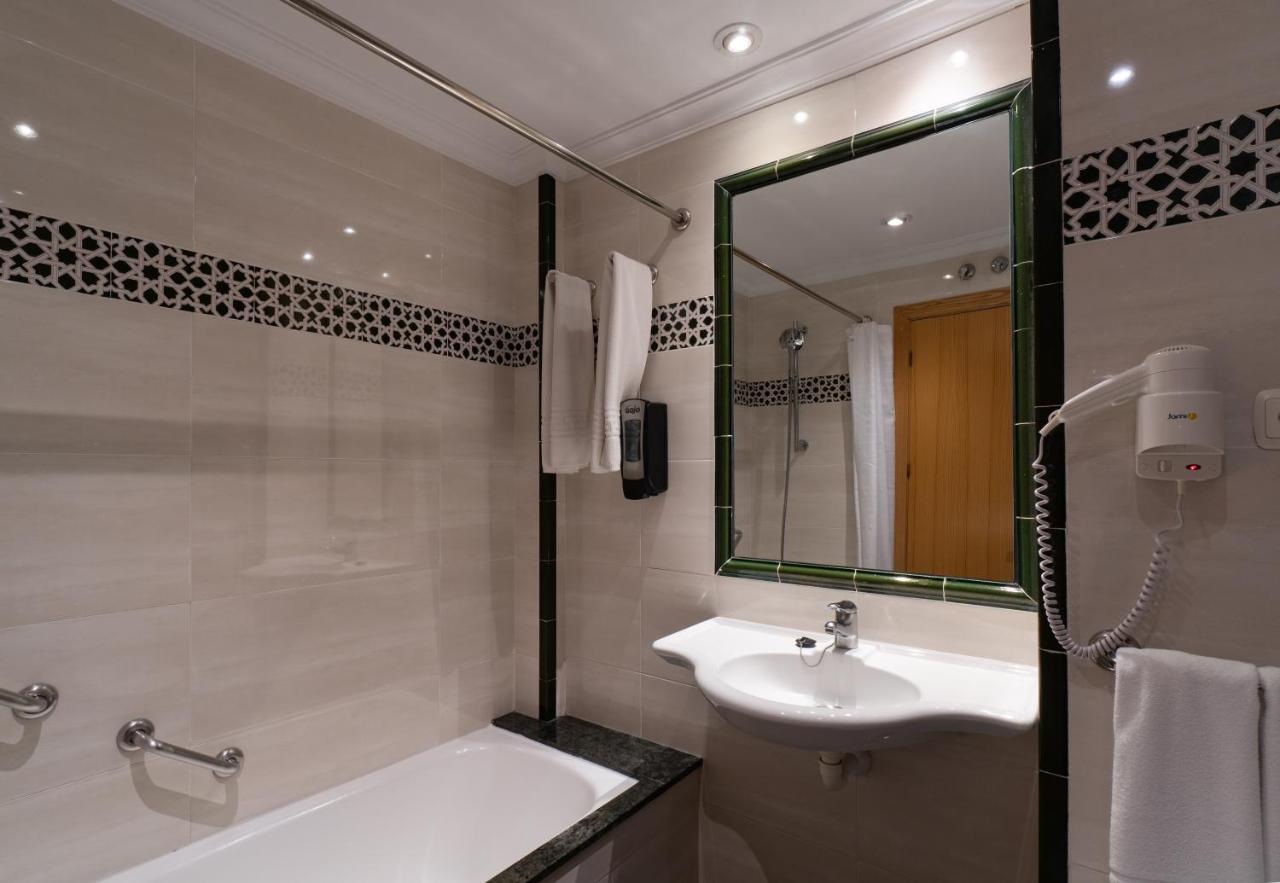 One-Bedroom Apartment partial sea views
