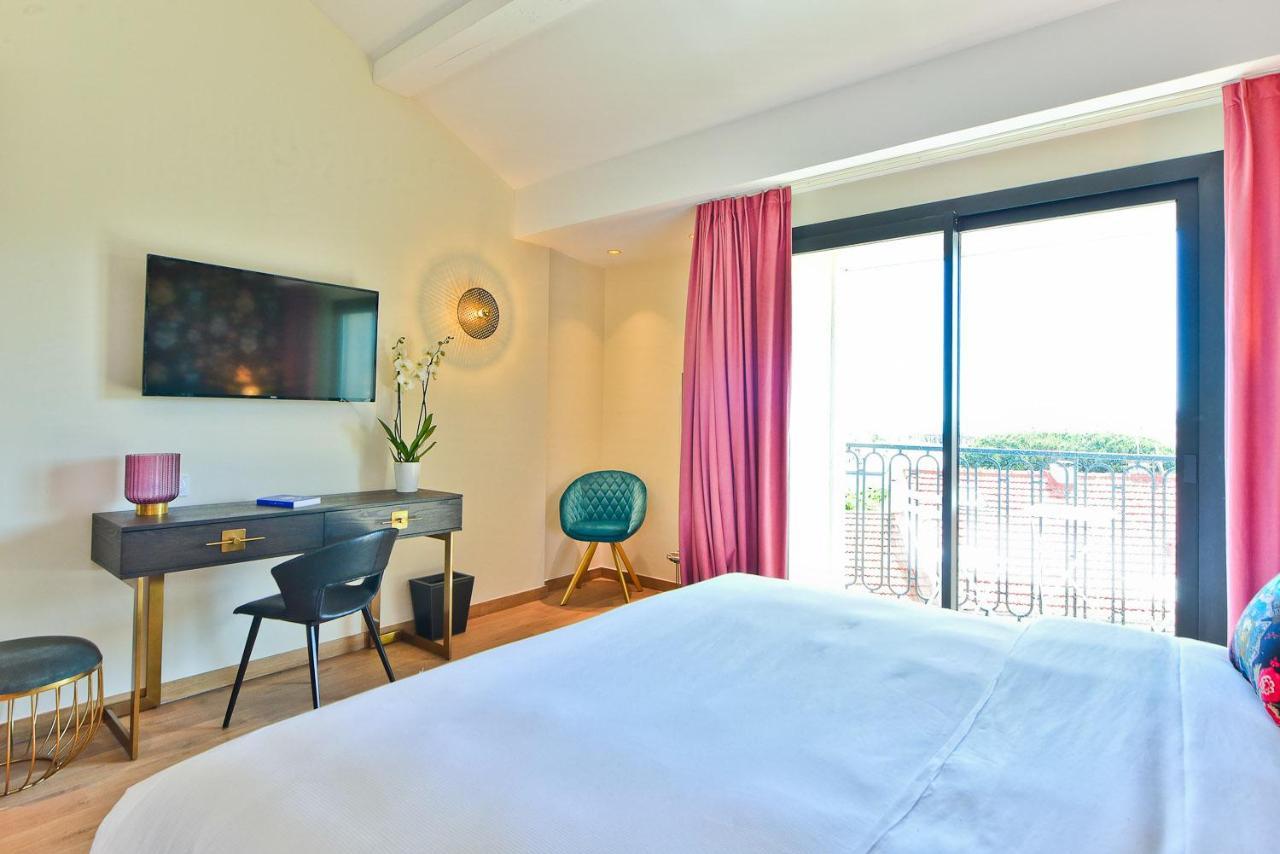 Double Room with Panoramic Sea View,1002218508:JPEG