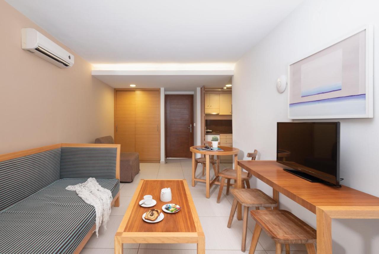 Standard One-Bedroom Apartment,1004054883:JPEG