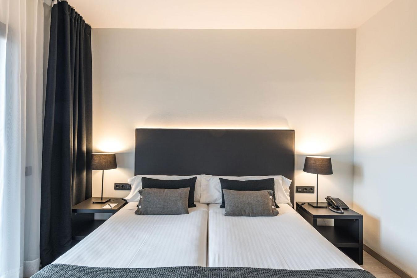 Double or Twin Room,799032711:JPEG