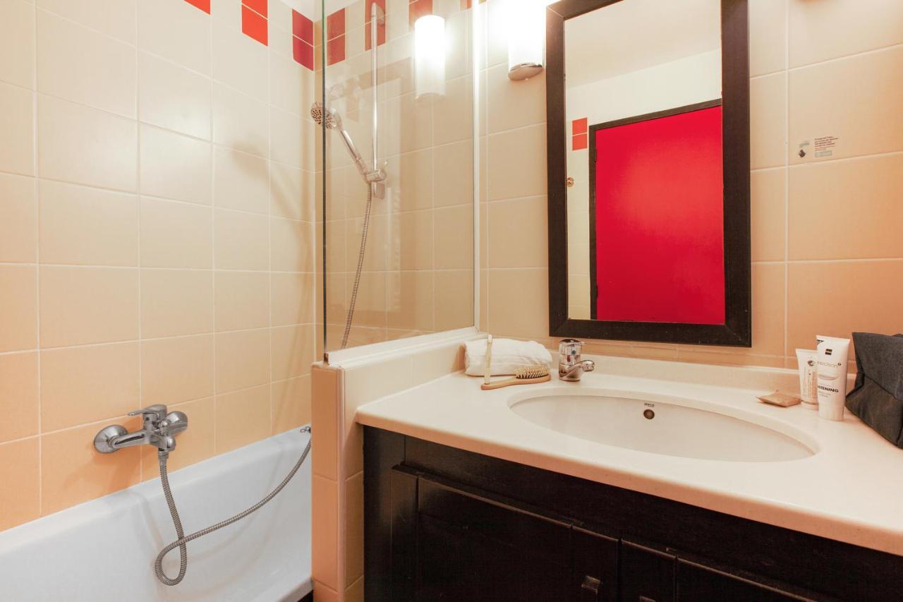 Superior One-Bedroom Apartment with Sleeping Alcove (6 People)