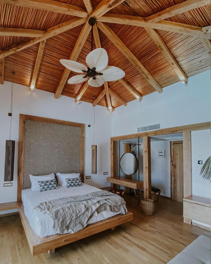 Bungalow Grand Overwater med bubbelpool utomhus