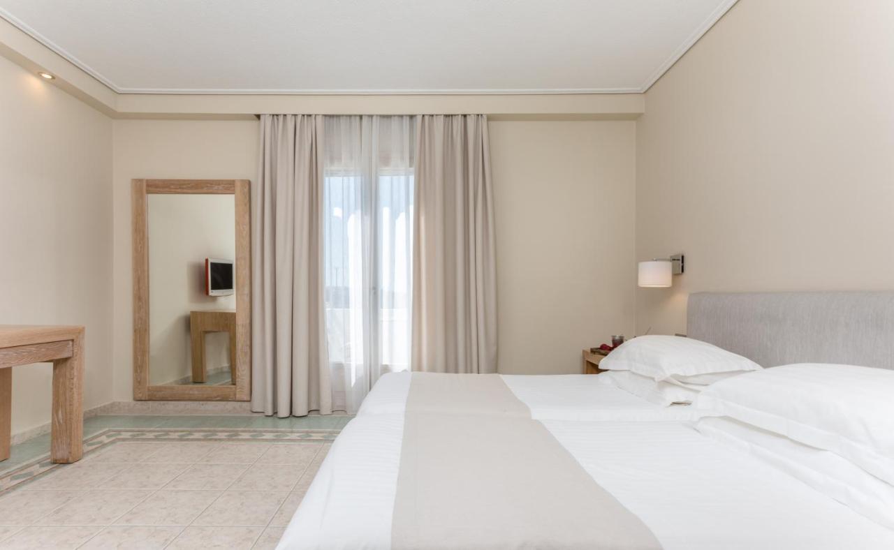 Superior Double or Twin Room Garden View