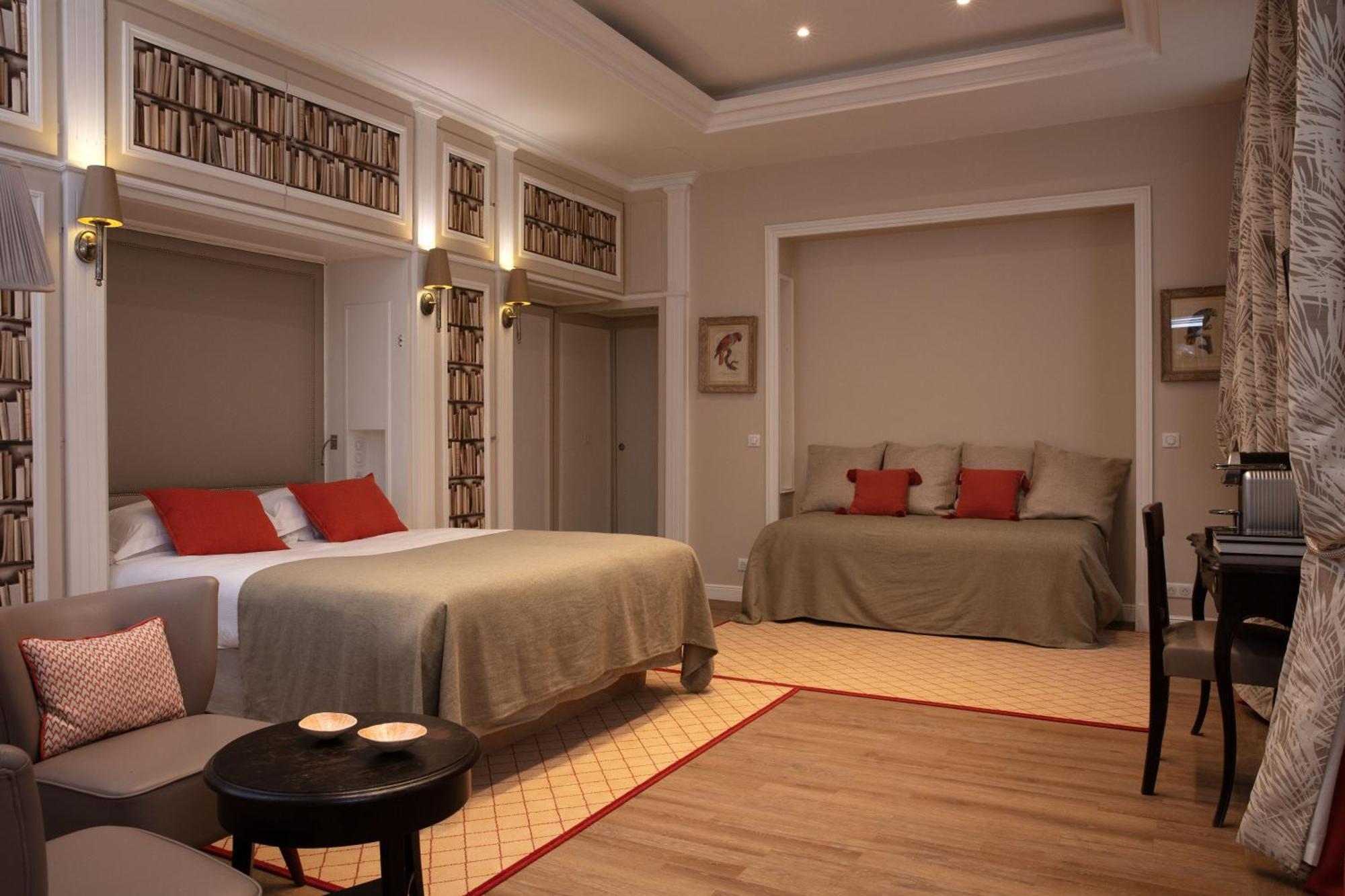 Family Room Garden View