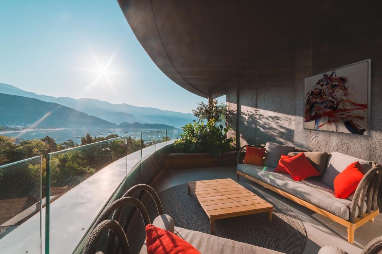 Two-Bedroom Suite with Balcony and Panoramic View,1021578874:JPEG