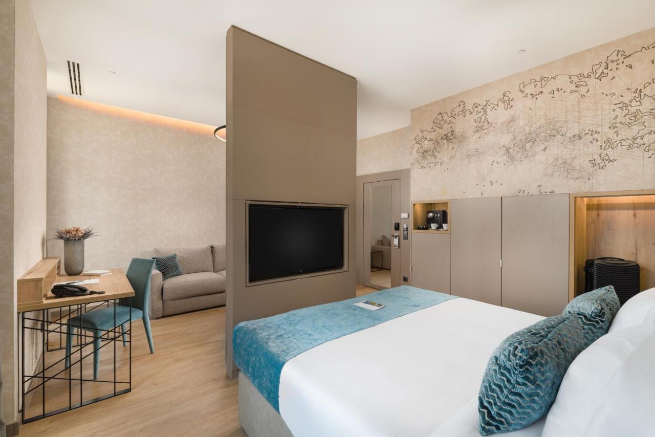 Executive Double Room Street View