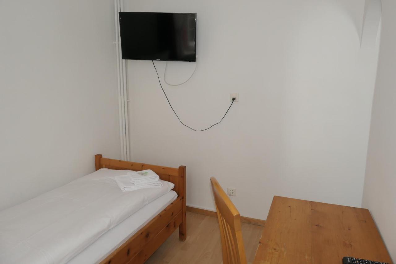Single Room Shower