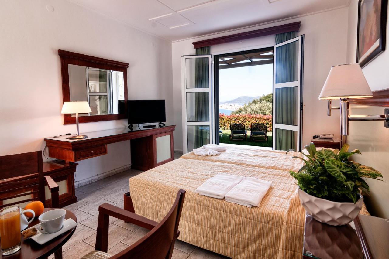 Triple Room with Sea View,1640368747:JPEG