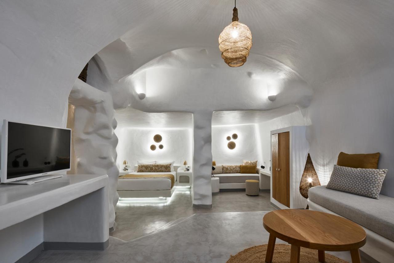 Svit Grand i grotta med uppvärmd utomhuspool och bubbelpool