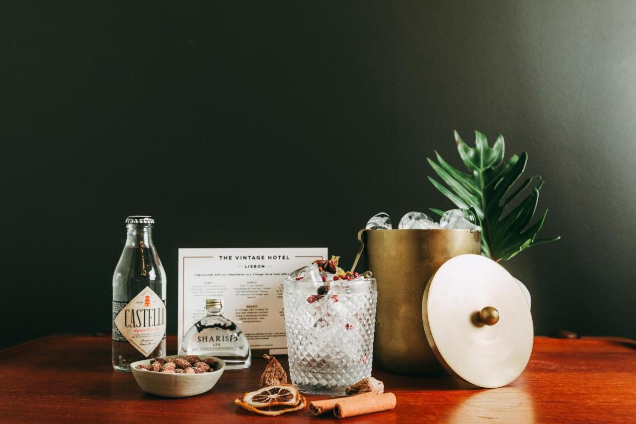 Deluxe Double or Twin Room with City View,1274362357:JPEG