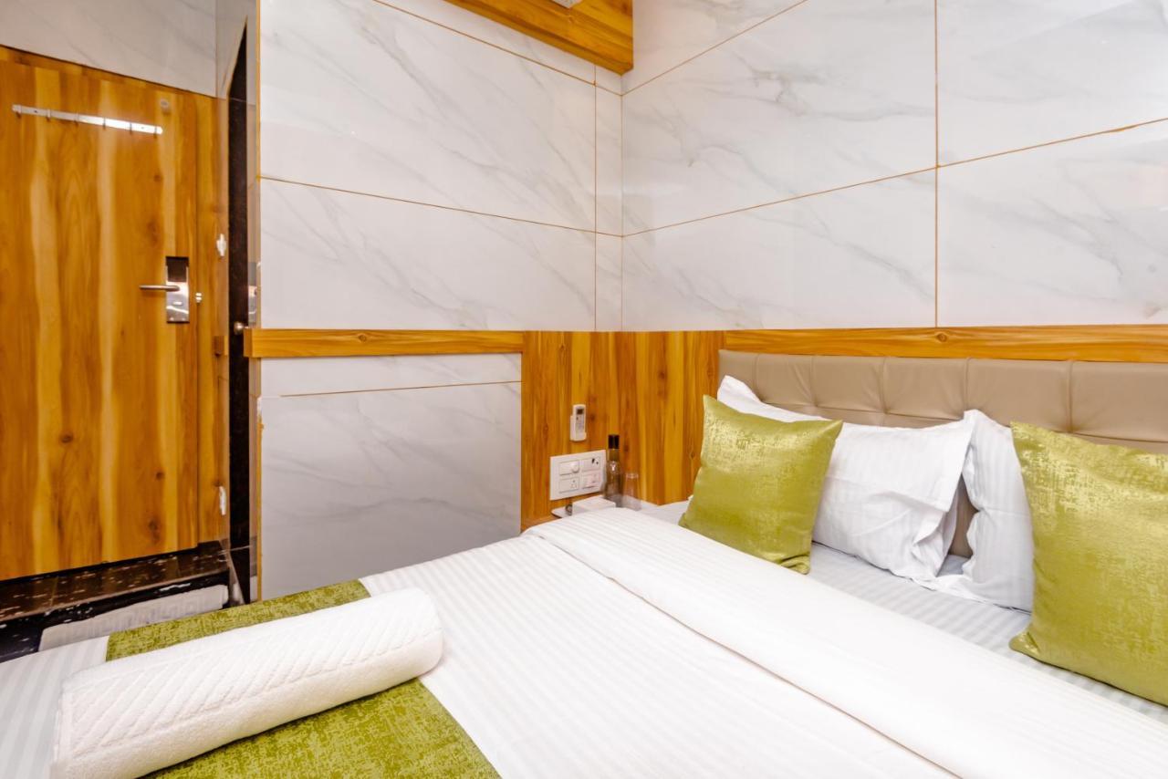 Standard Double Room,1026377107:JPEG