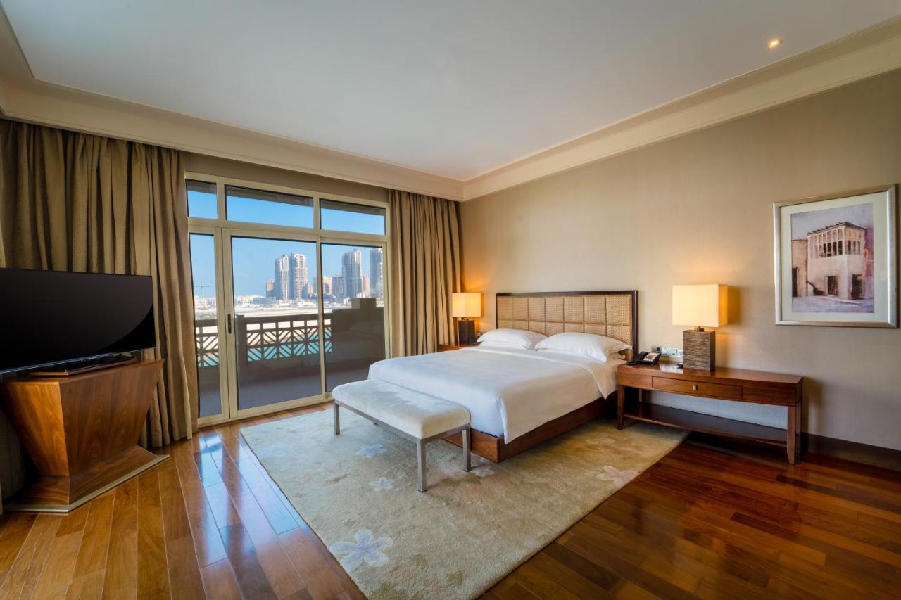 Suite Al Mirqab