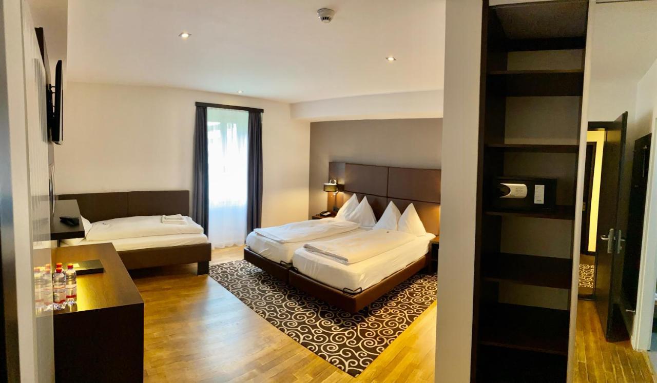 Comfort Triple Room