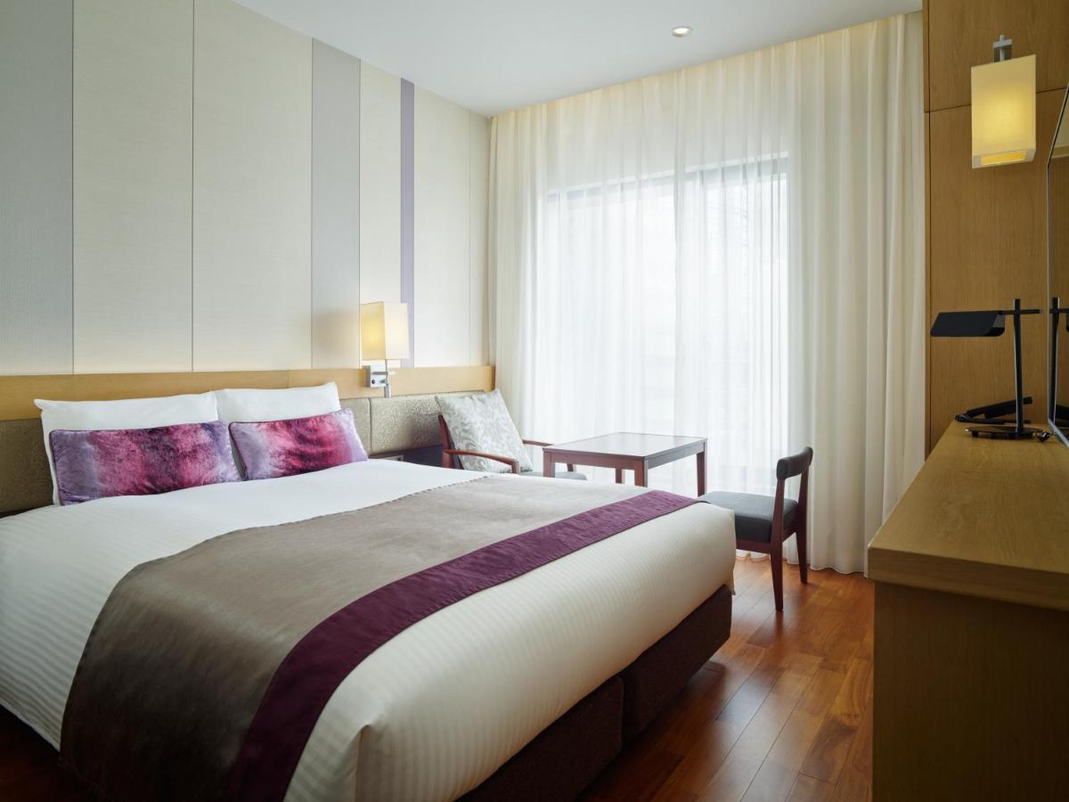 Standard Queen Room with River View - Non-Smoking,1644429323:JPEG