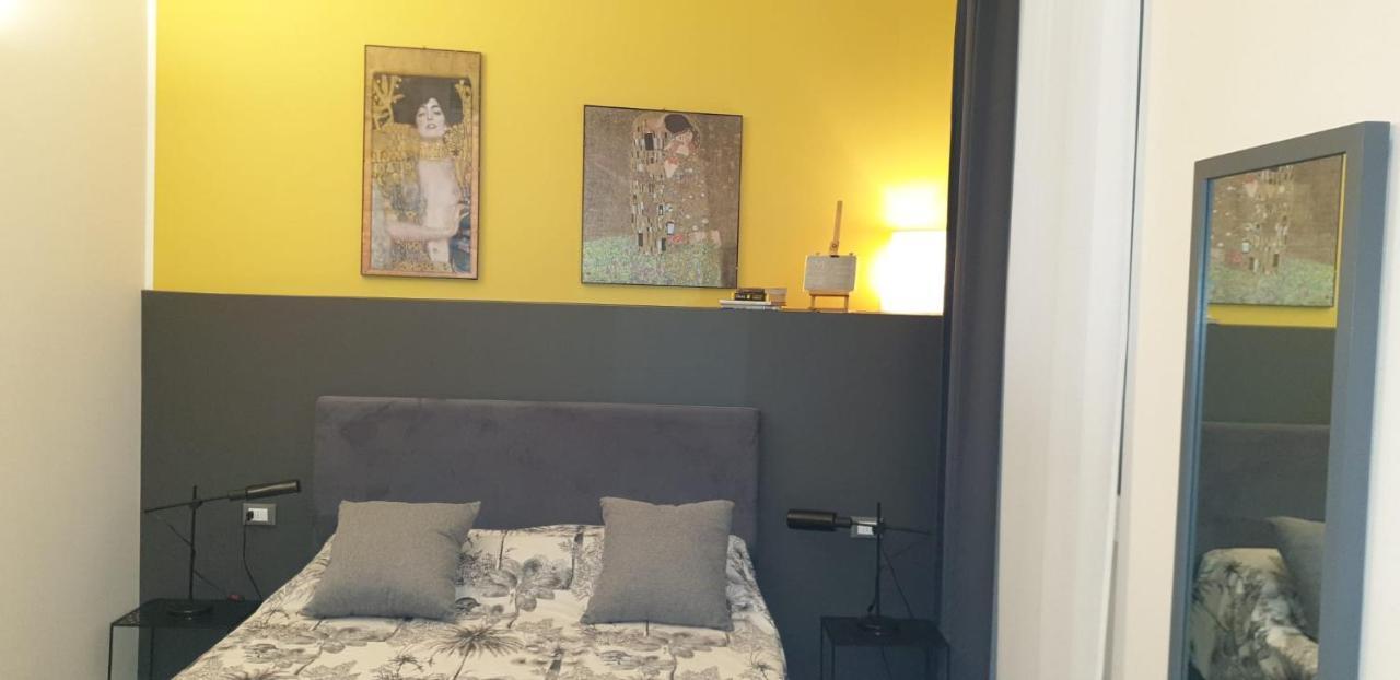 Standard Double Room,877575416:JPEG