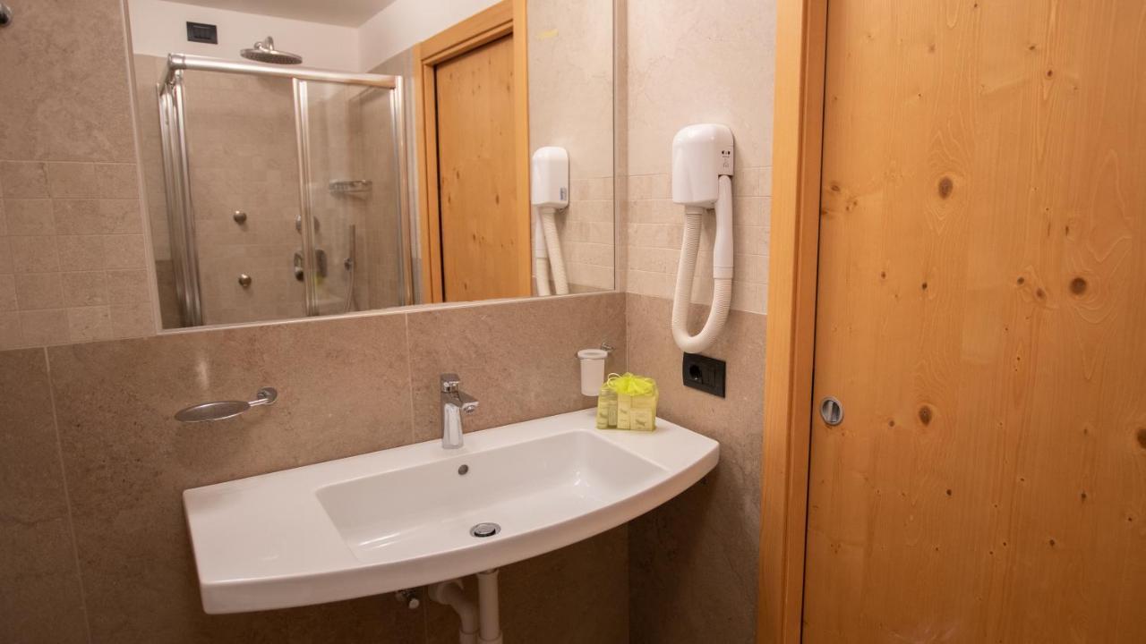 Single Room,1089105580:JPEG