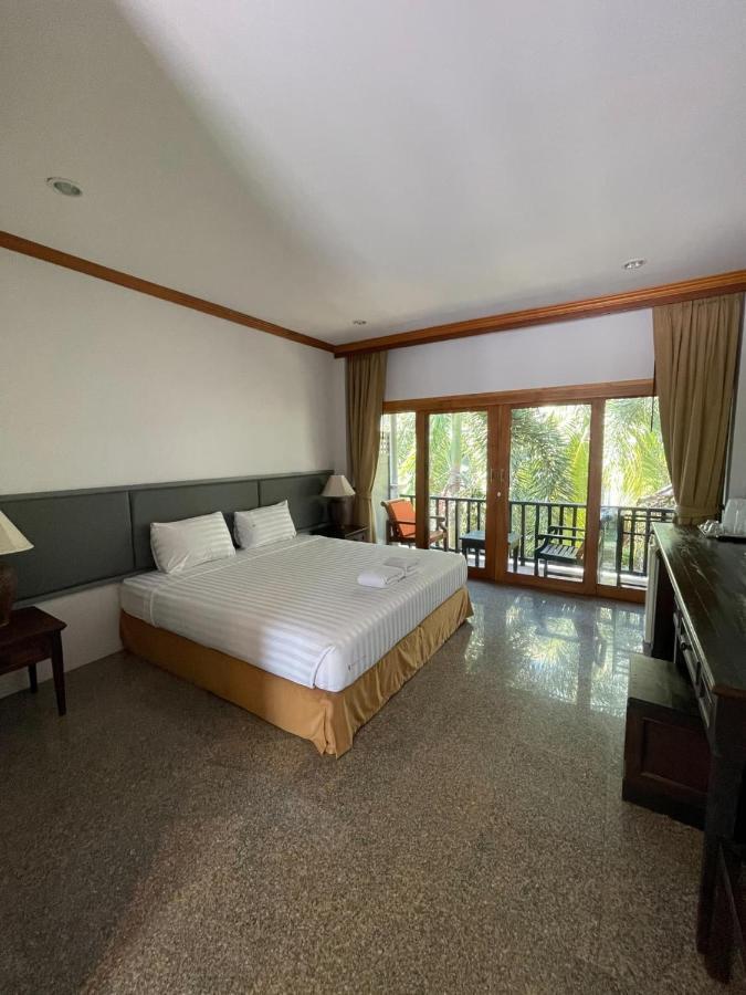 Standard Double Room,1089706976:JPEG