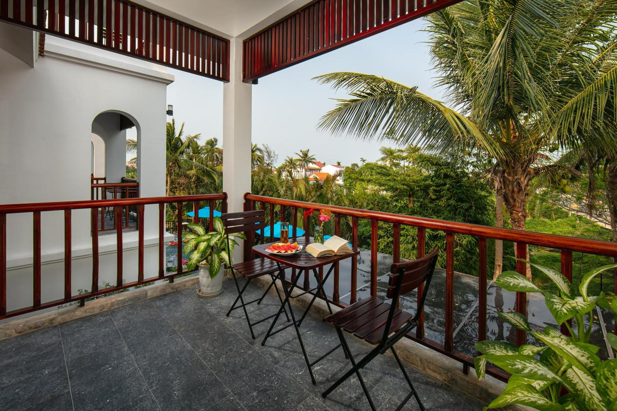 Deluxe Triple Room with Panaroma View Balcony