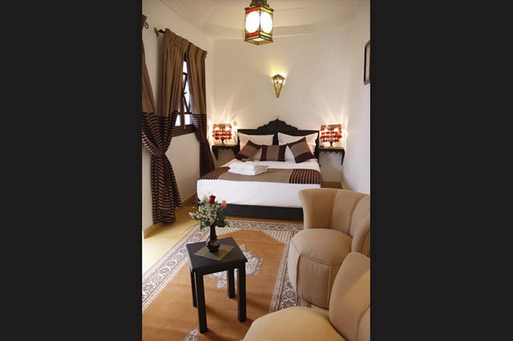 Standard Double Room,110295522:JPEG