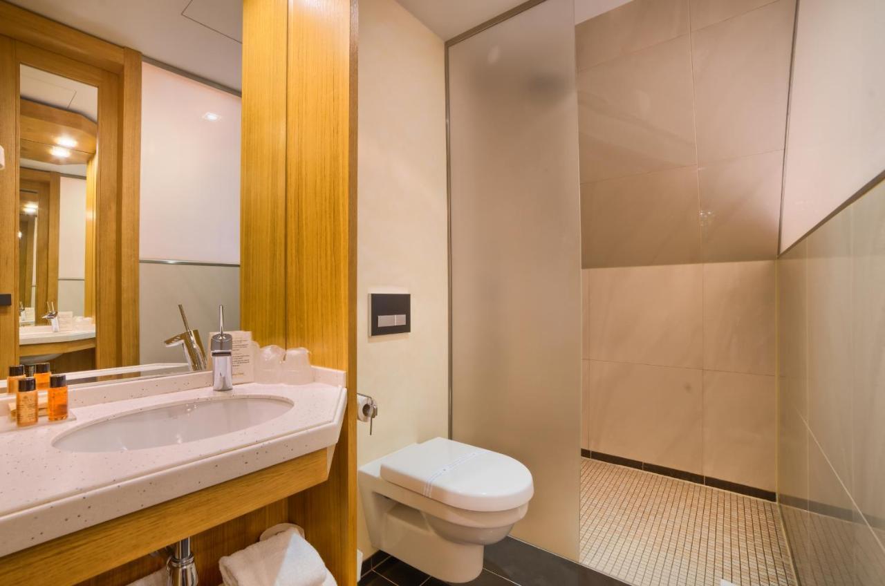 Economy Double or Twin Room