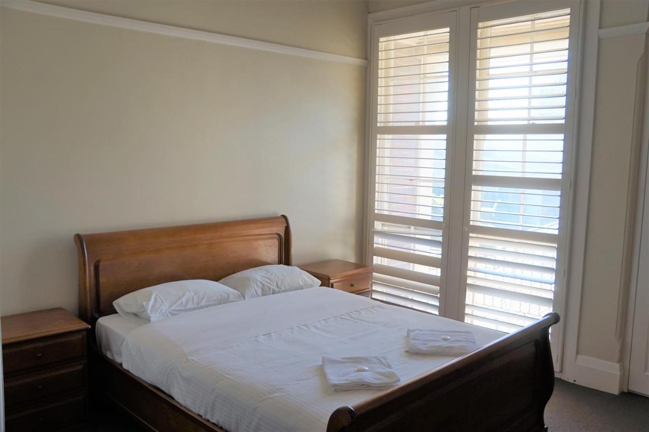 Family Room with Shared Bathroom,1113143430:JPEG