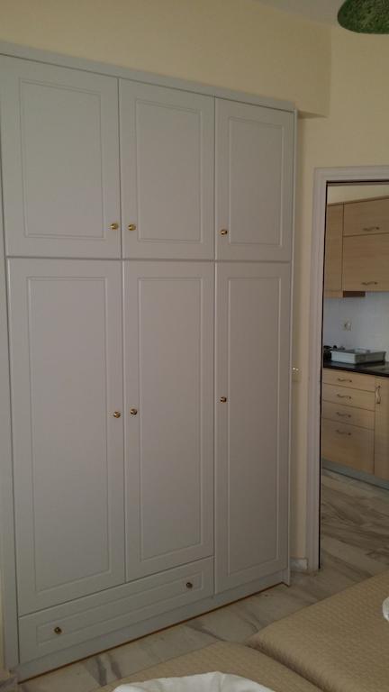 One-Bedroom Apartment,110735841:JPEG