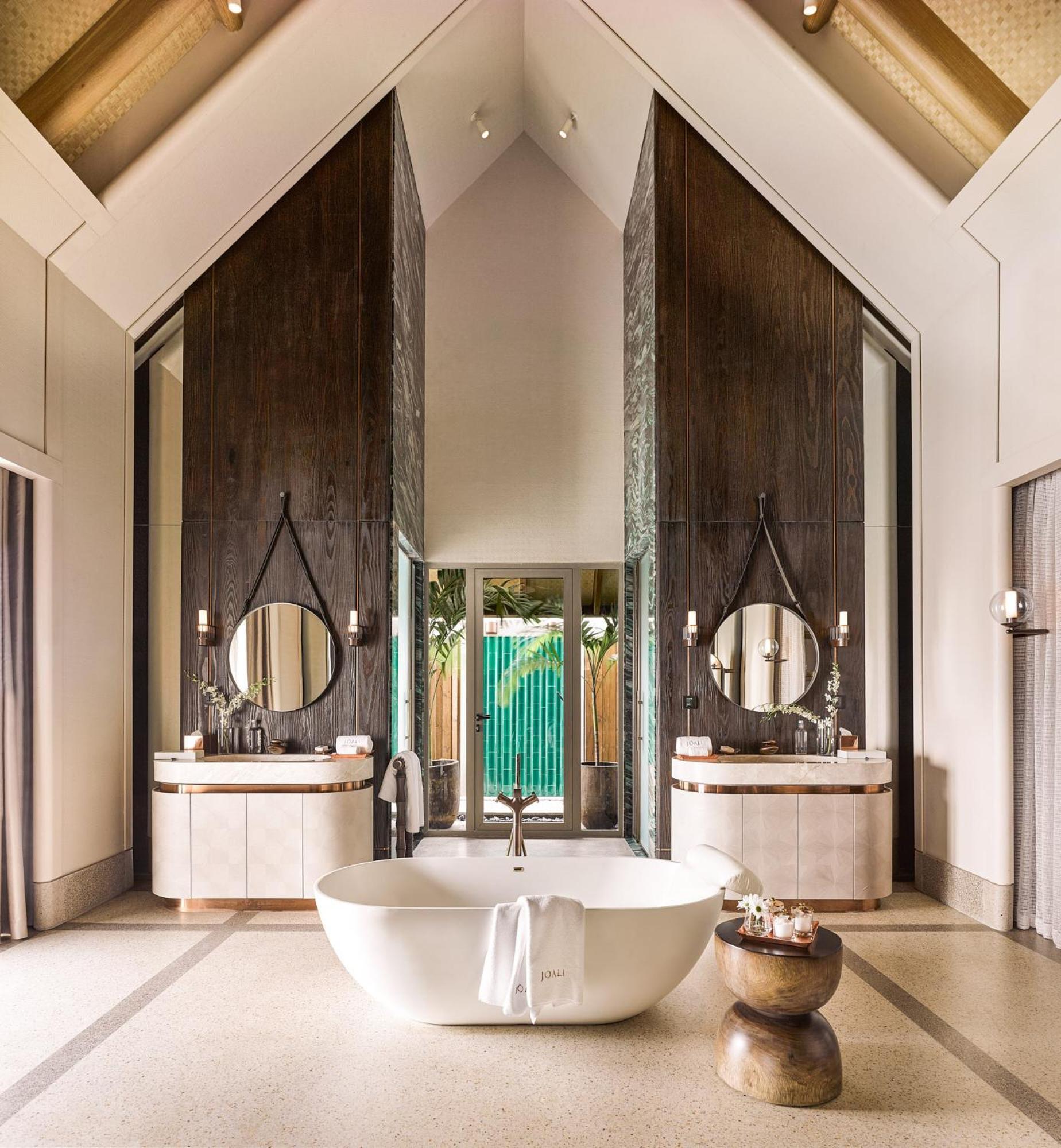Luxury Water Villa Pool,834899849:JPEG