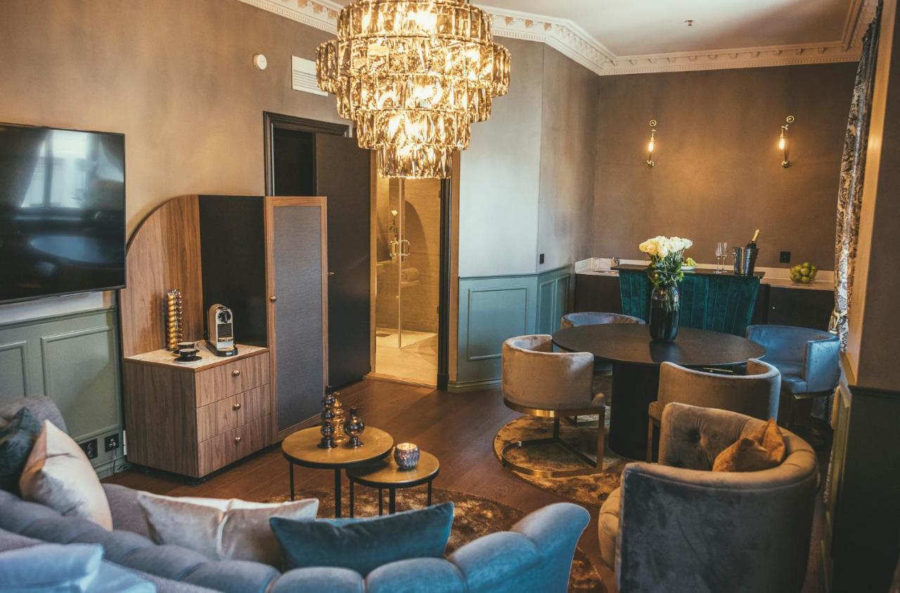 Junior Suite,1124193456:JPEG