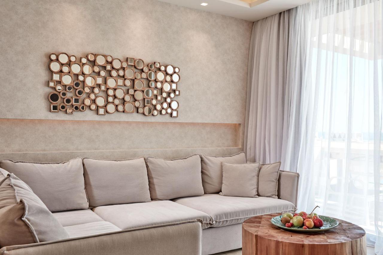 One Bedroom Suite Private Pool Side Sea View Residences Area,1558255507:JPEG