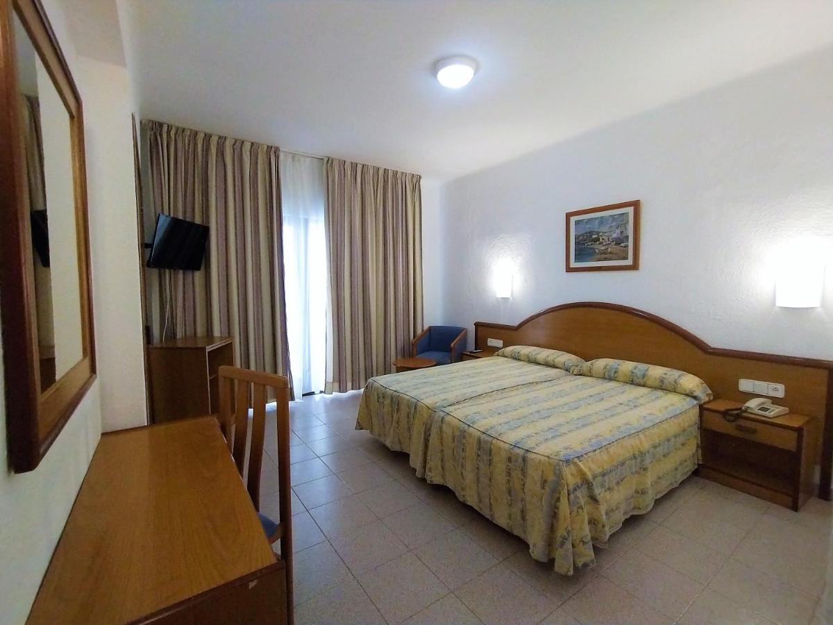 Twin Room Terrace,695728311:JPEG