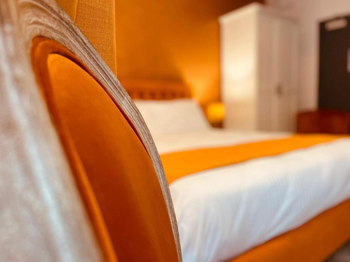 Deluxe Family Suite