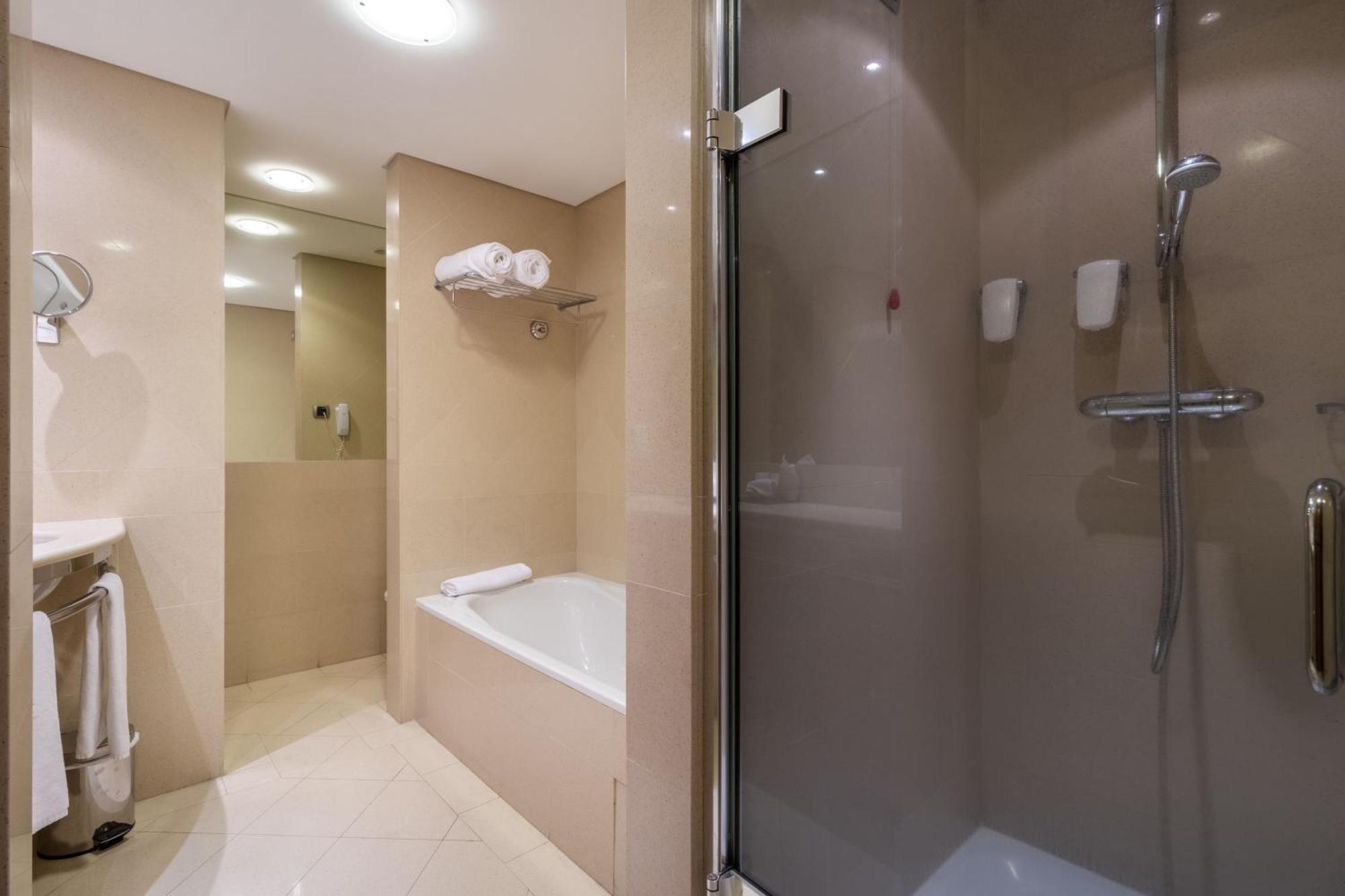 Standard Double Room with Sea View,1142884747:JPEG