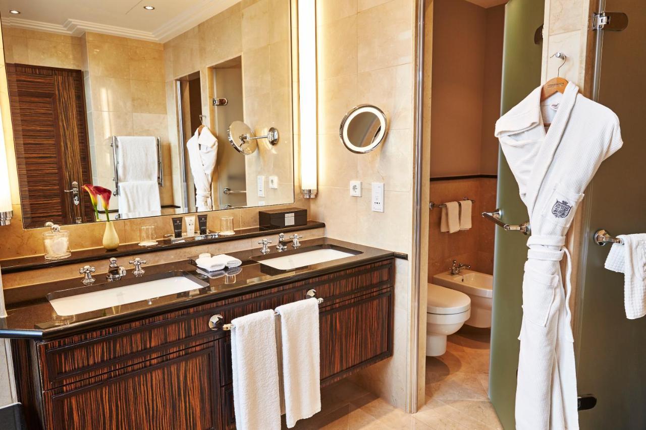 Grand Deluxe Double Room
