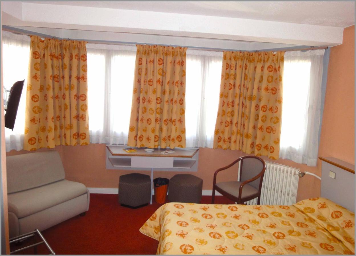 Double or Twin Room Bathroom