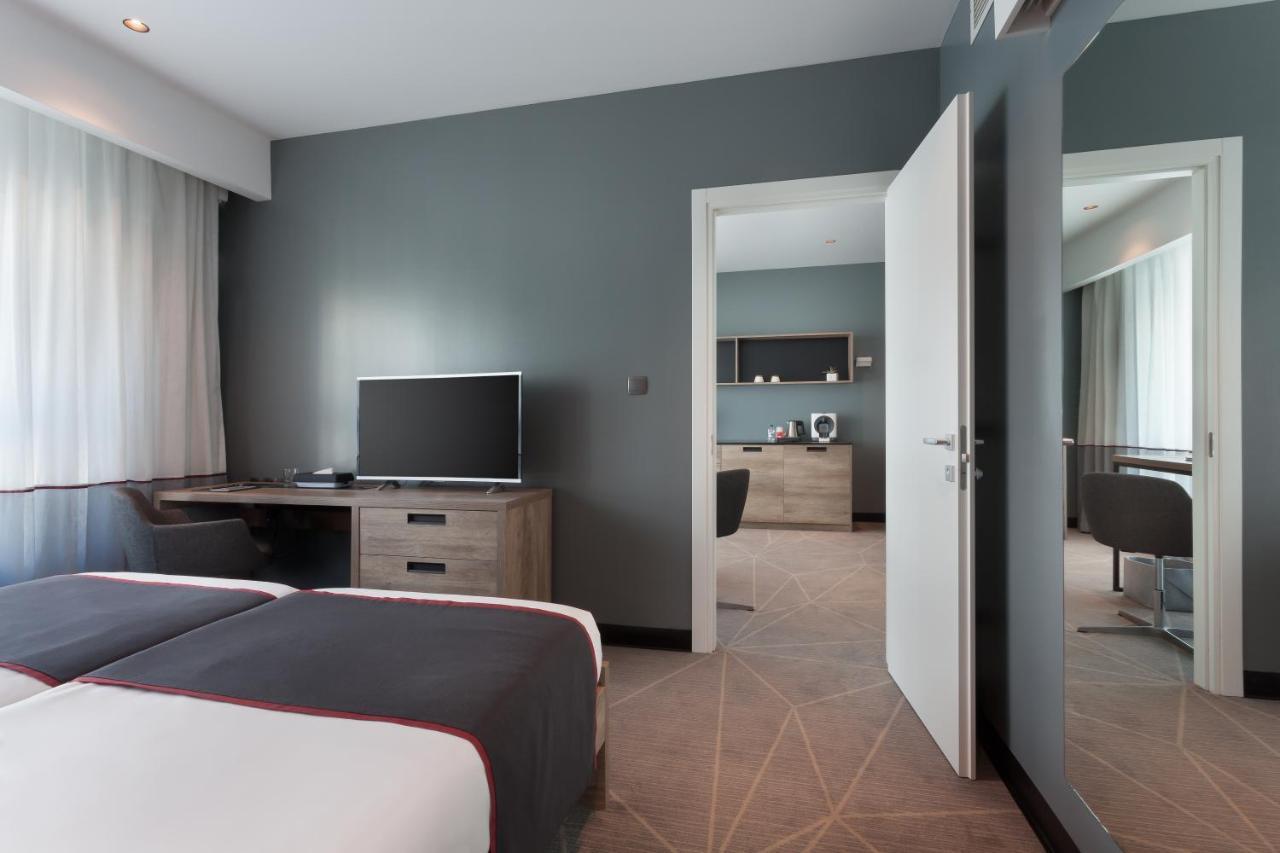 Superior Suite,1154986218:JPEG