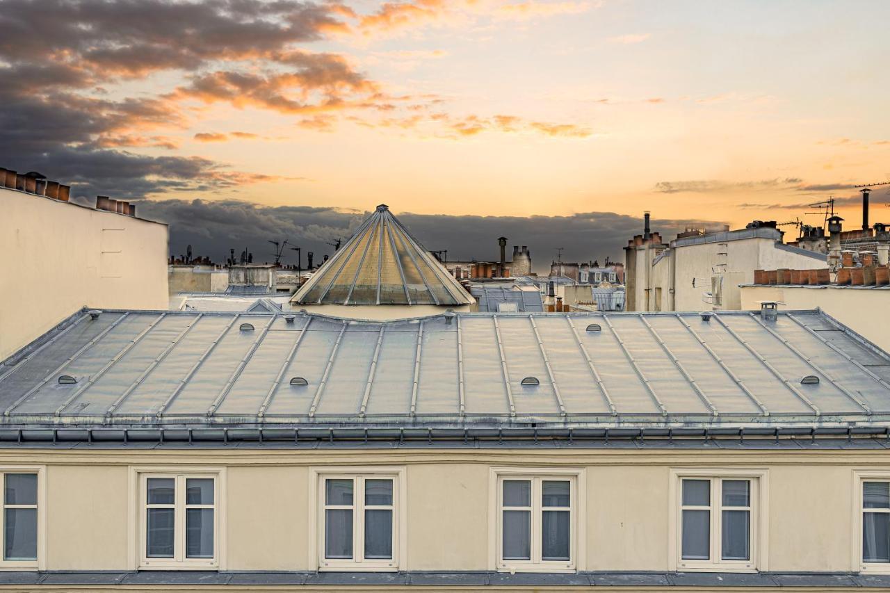 Room Top Floor