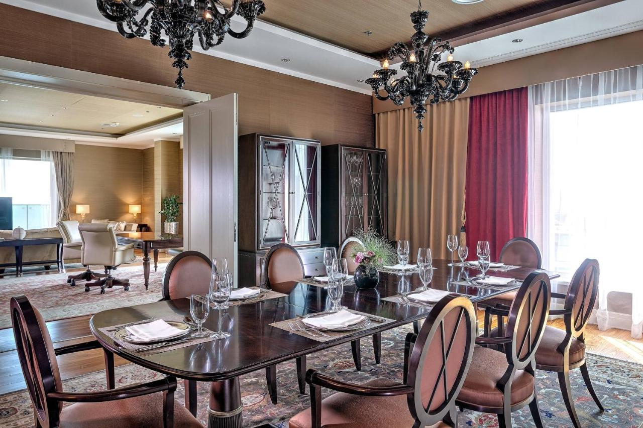 Presidentsuite med 1 king-size-seng og tilgang til Grand Living Room