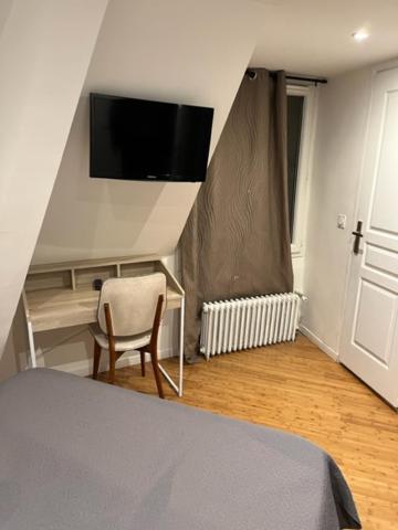 Double Room Private Bathroom