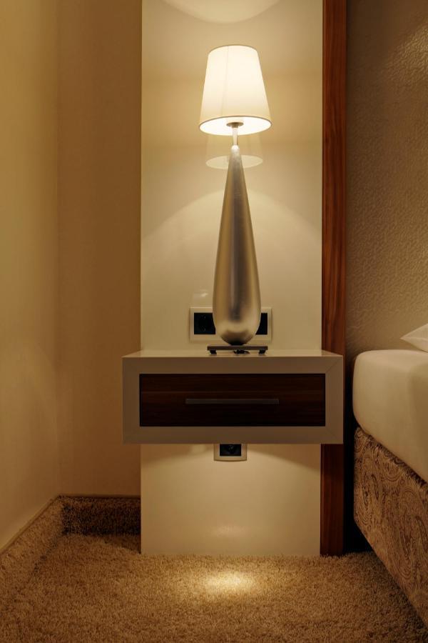 Deluxe Double Room with Double Bed,1641717294:JPEG