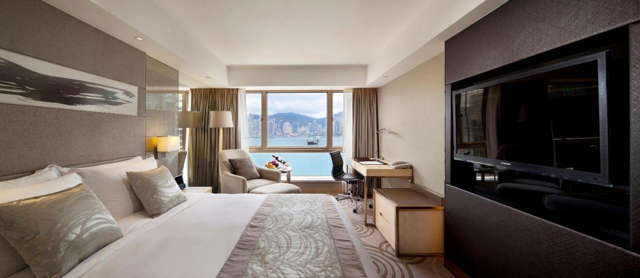 Crown Premier Queen or Twin Room