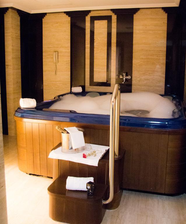 Grand Suite Jacuzzi®