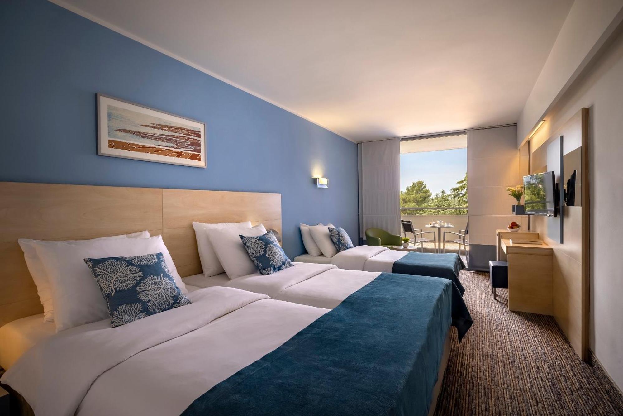 New Year Offer - Triple Room with Balcony