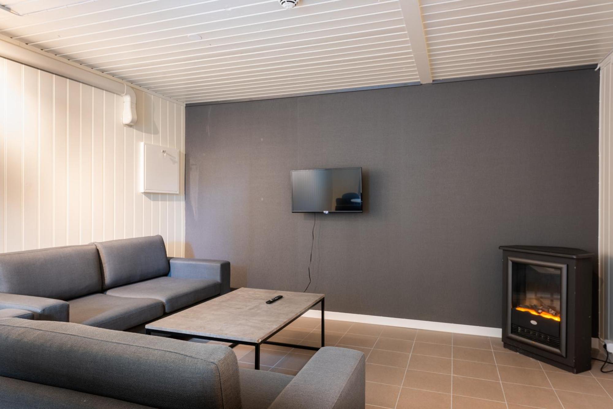 Two-Bedroom Apartment,1183312153:JPEG