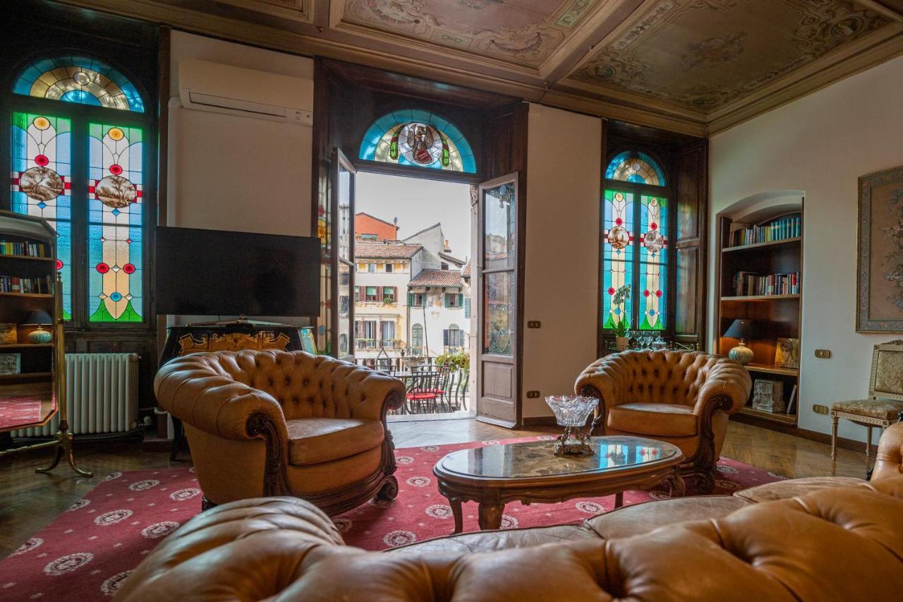 Superior Two-Bedroom Apartment Terrace City View