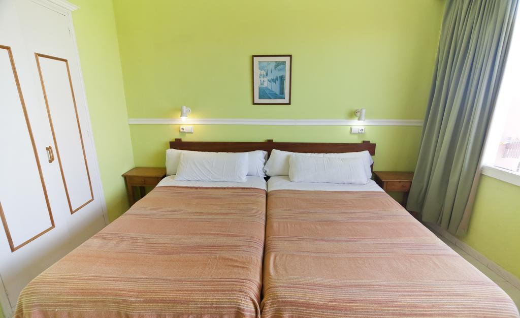 Double or Twin Room,151361905:JPEG