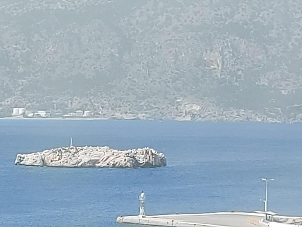 Double or Twin Room Partial Sea View