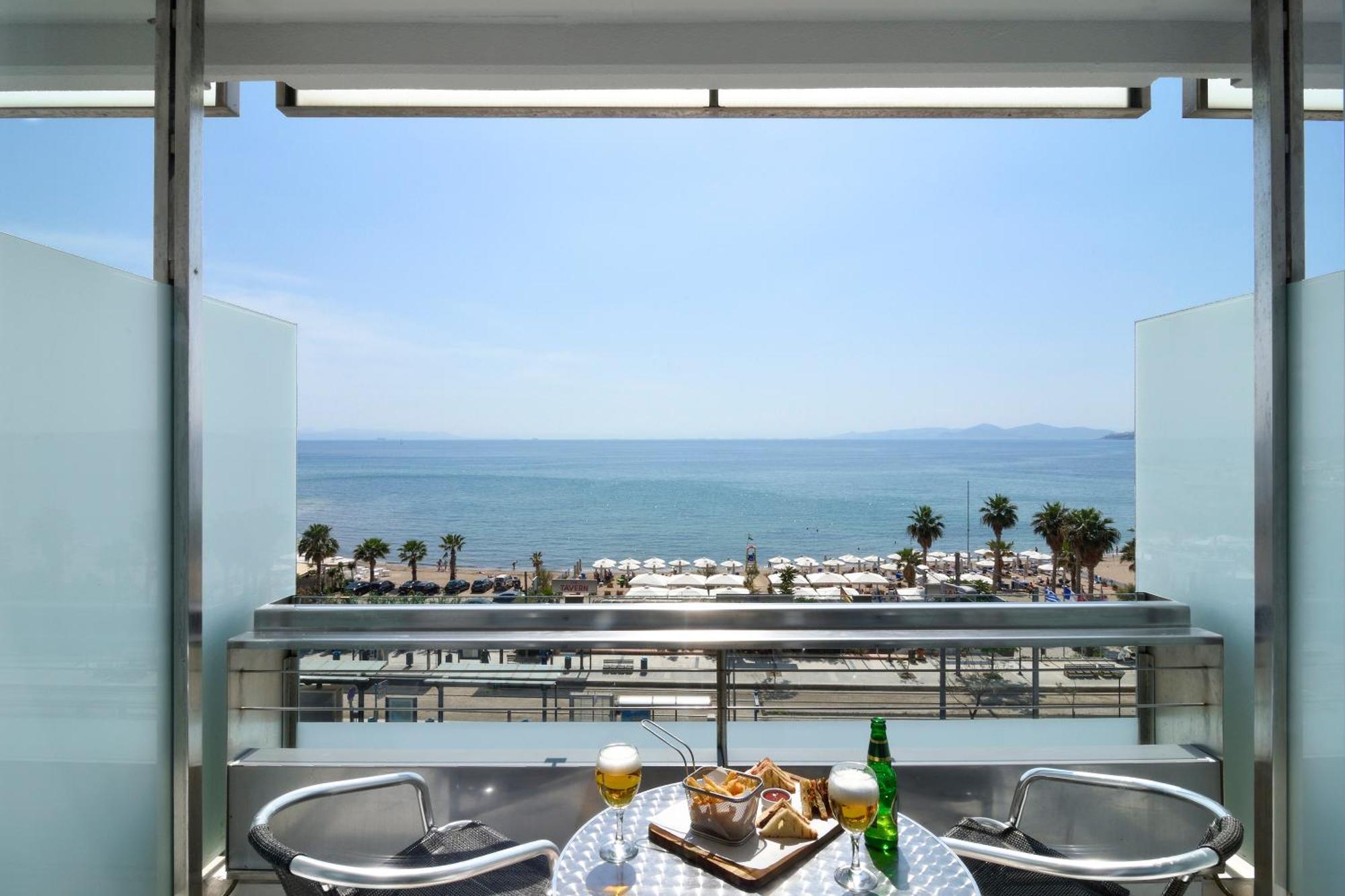 Double or Twin Room Sea View
