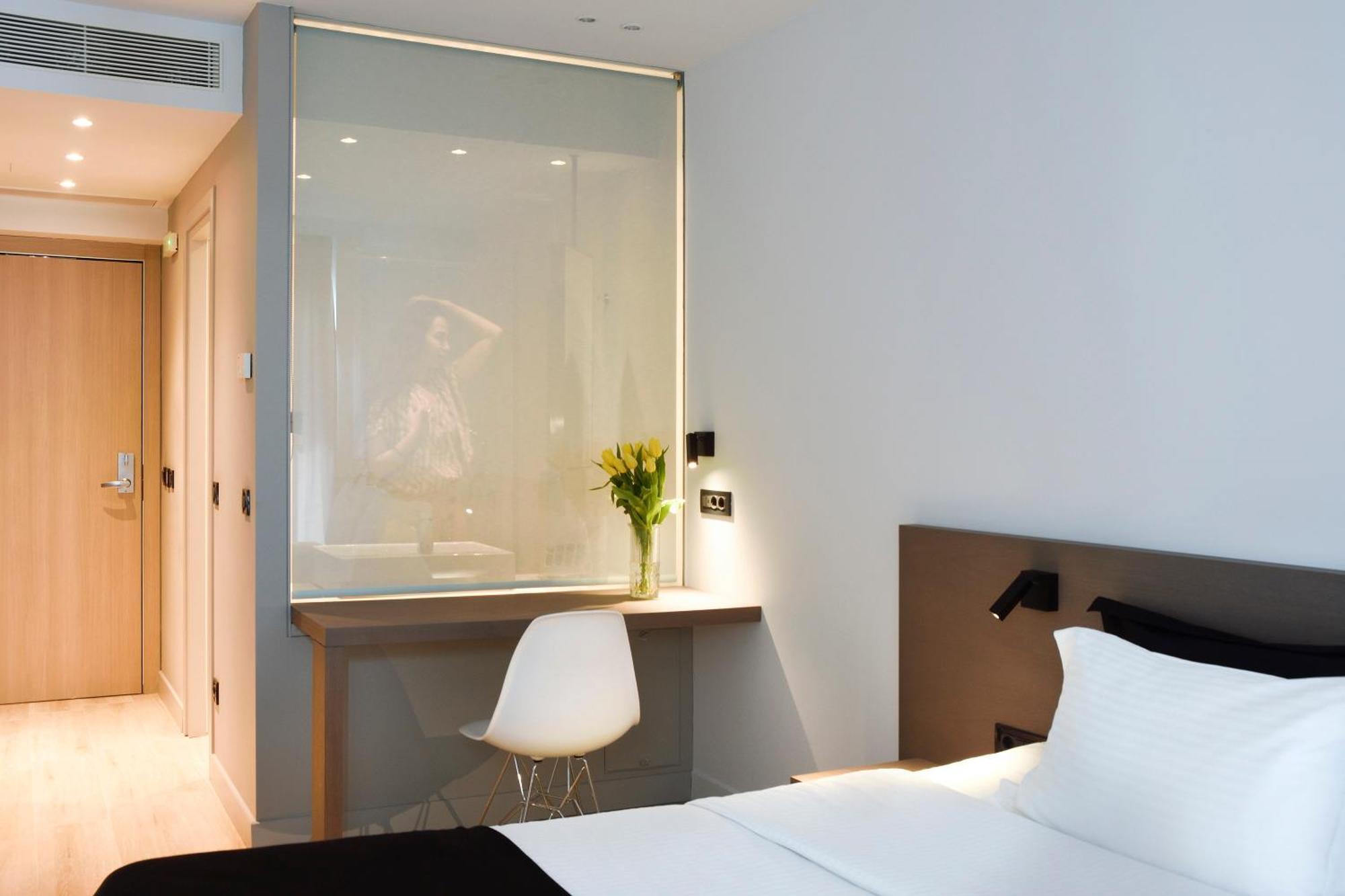 Double or Twin Room Sea View